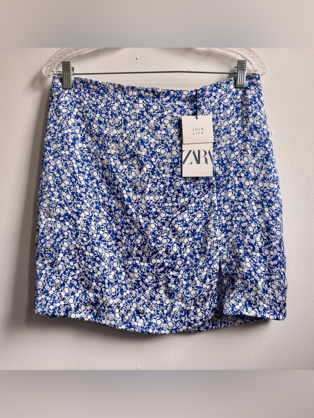 NWT Zara floral mini skirt L